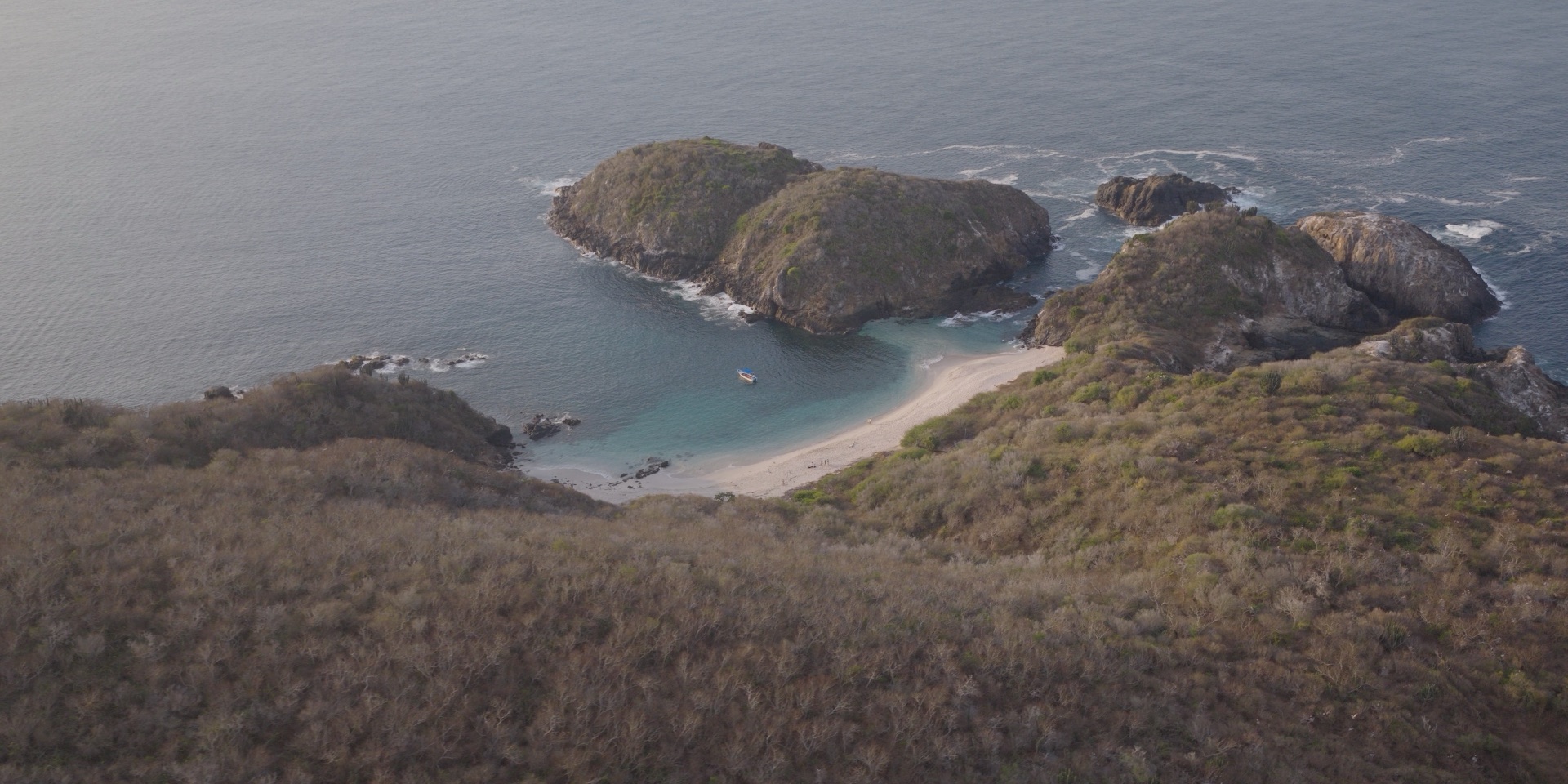 Hidden Cove: el mismo fotograma antes de corregir